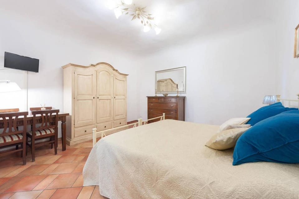 Love weekend near Piazza Ognissanti Apartment in Florence