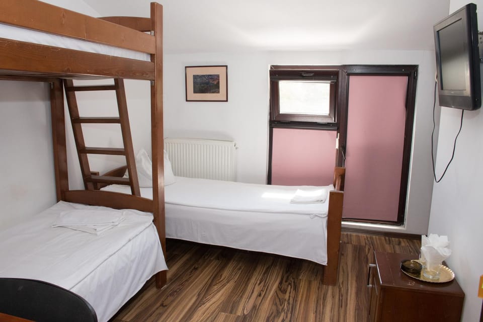 Hostel Bella Italia Hostel in Romania
