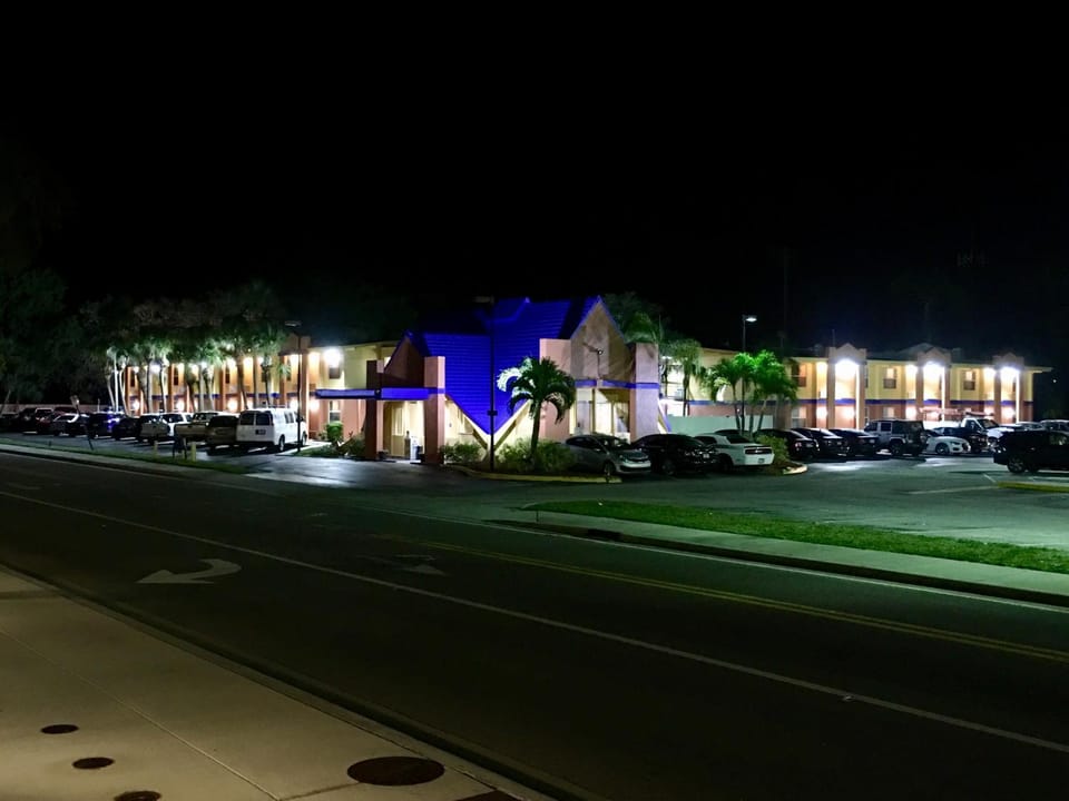 Americas Best Value Inn Sarasota Motel in Sarasota
