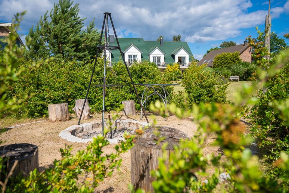 Property building, BBQ facilities, Garden