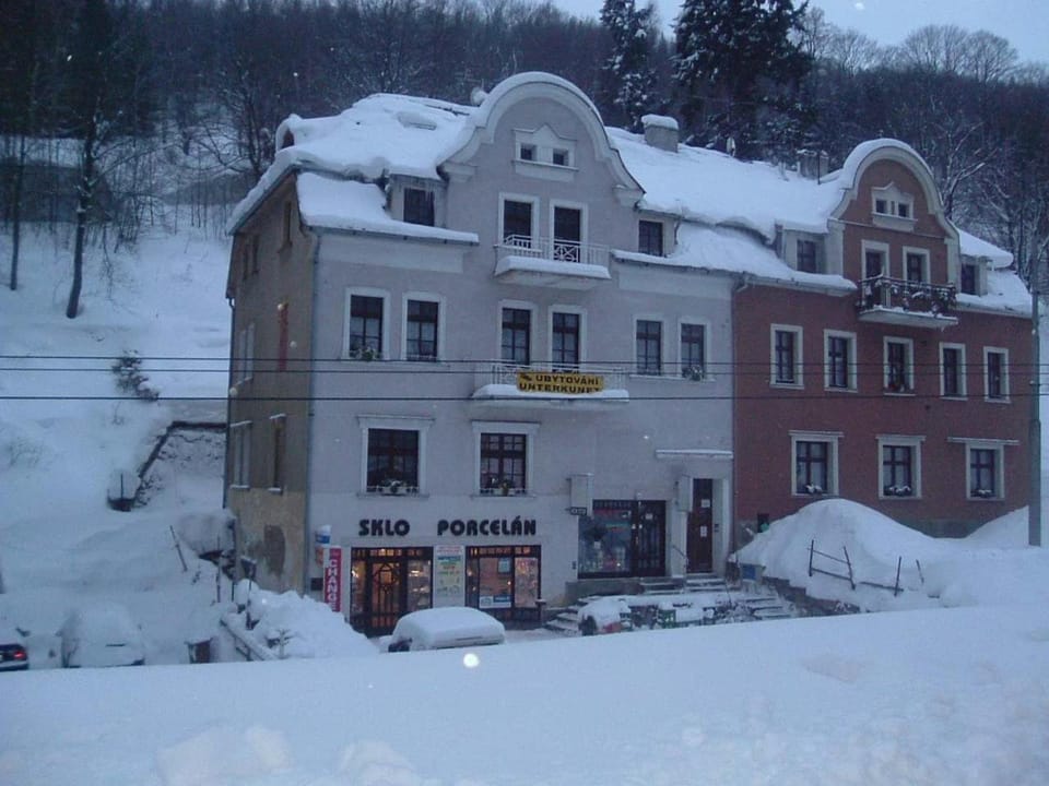 Facade/entrance, Winter