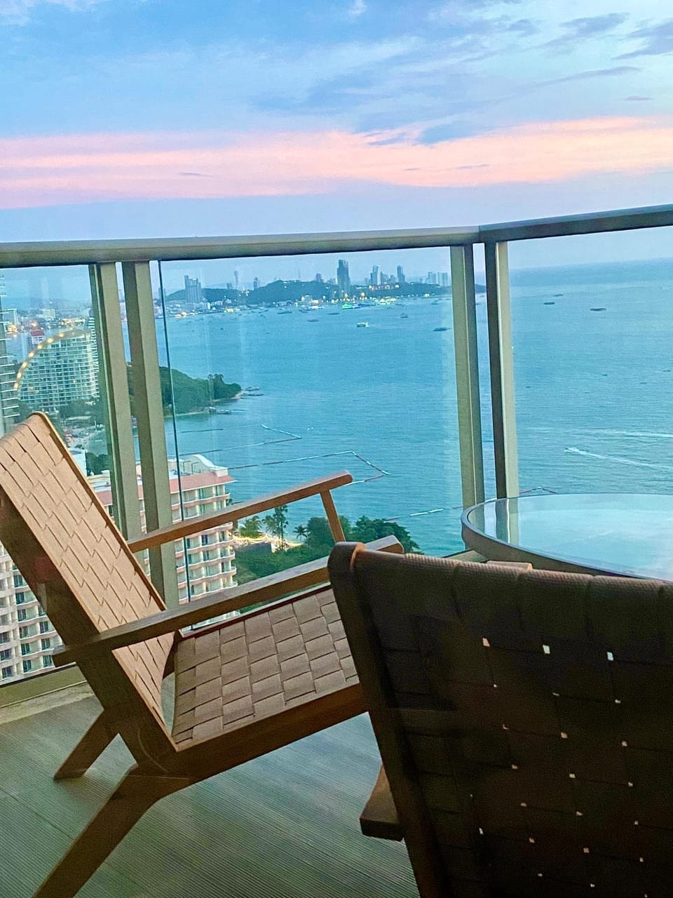 Lux SL Luxury Style of Life 3 Apartment in Pattaya City