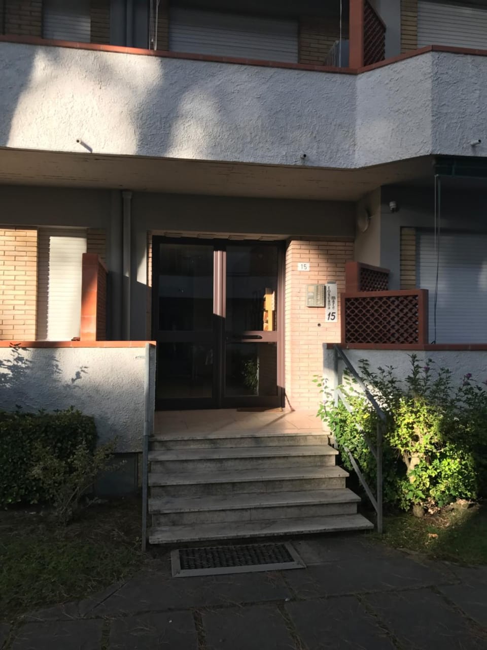 Facade/entrance