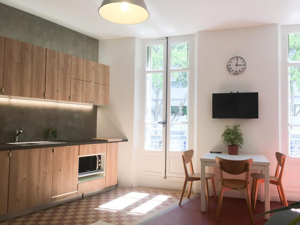 Your Home in Marseille*** Apartment in Marseille