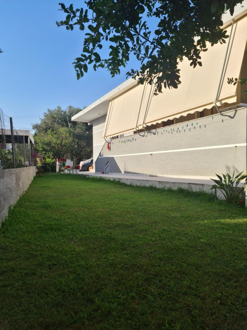 Dema Guesthouse Apartment in Ksamil