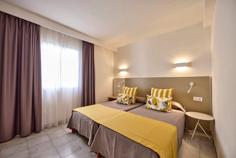 Apartamentos Vista Club Apartment hotel in Serra de Tramuntana