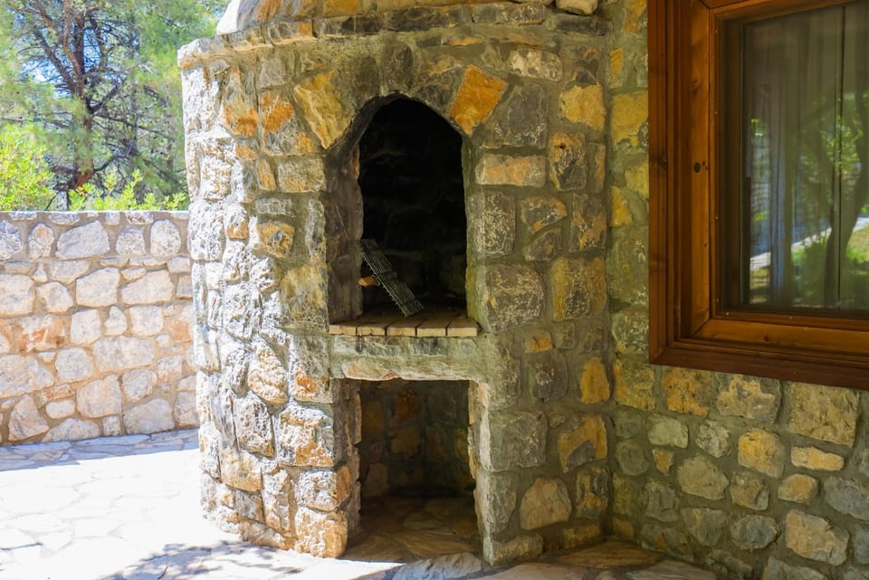 Day, BBQ facilities, flat iron