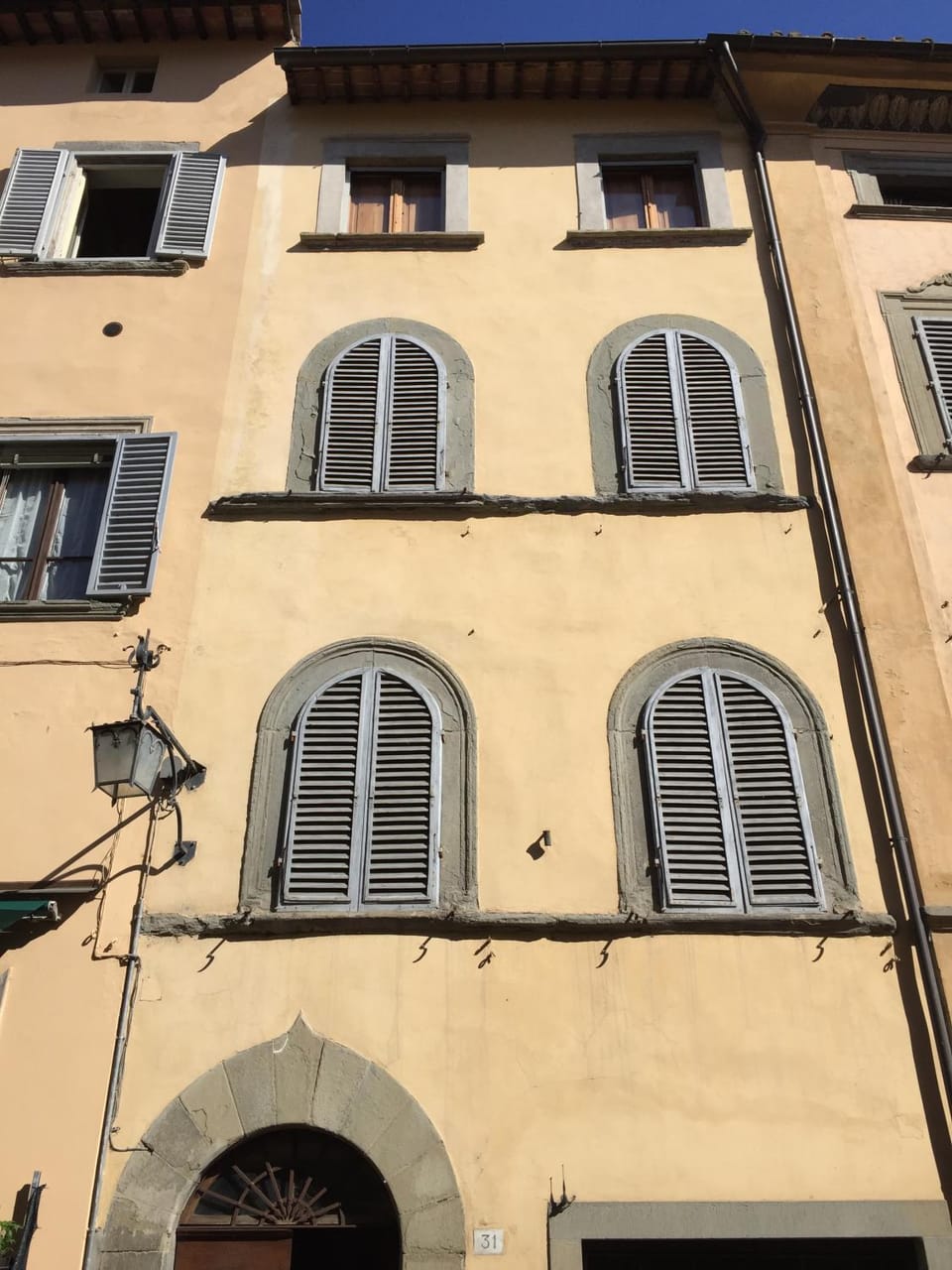 Facade/entrance