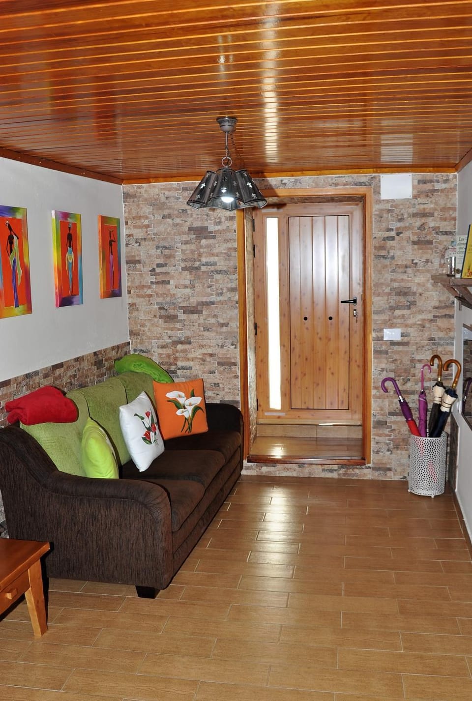 Communal lounge/ TV room
