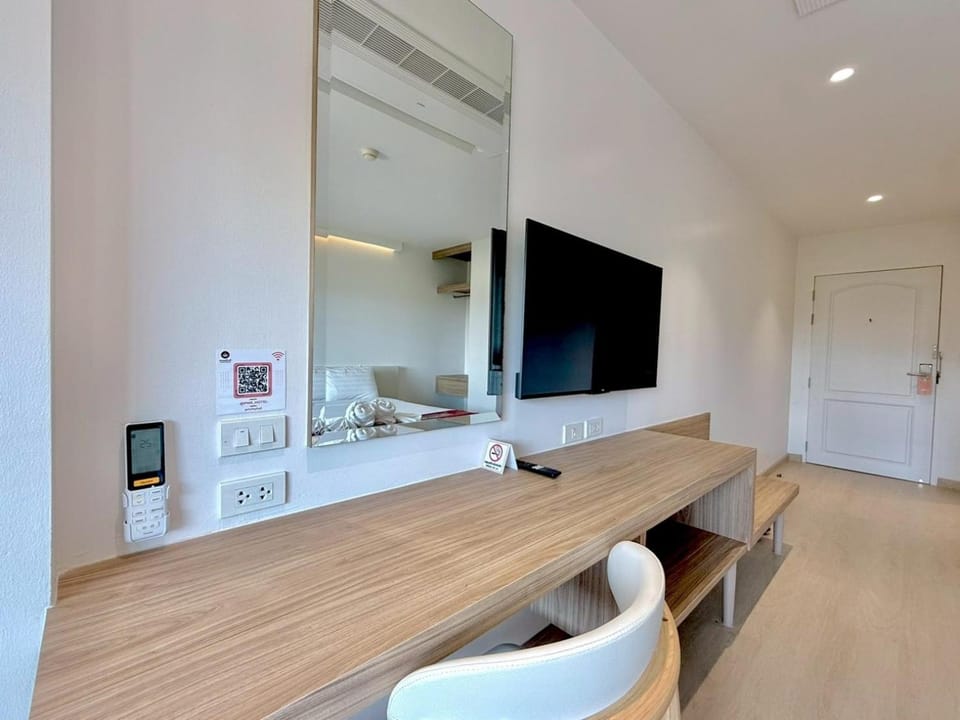 TV and multimedia, Seating area
