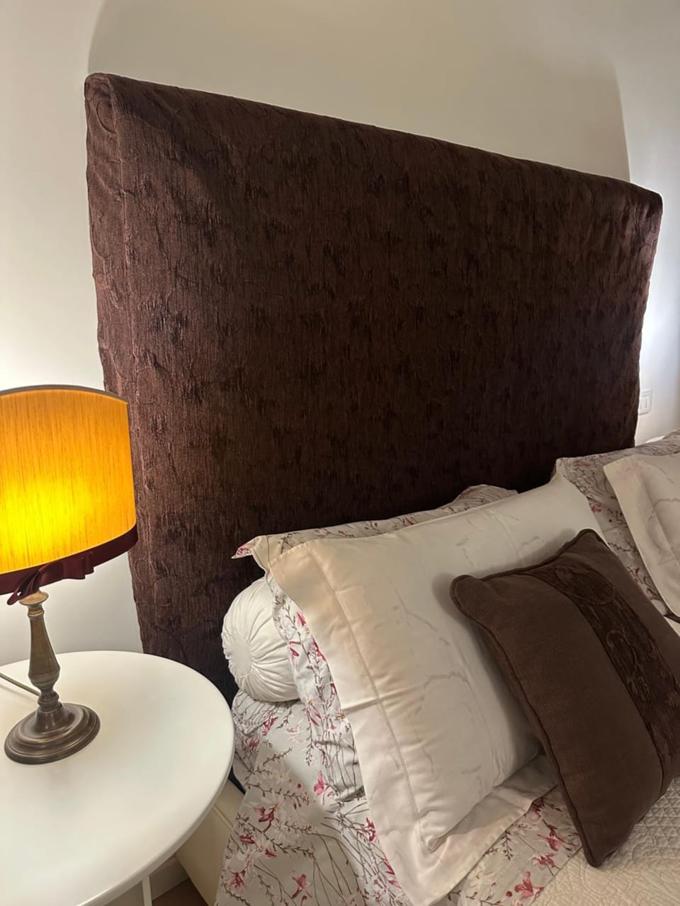Bed, Decorative detail, Bedroom