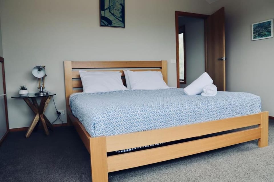 Apostle Hideaway - Central Port Campbell House in Port Campbell