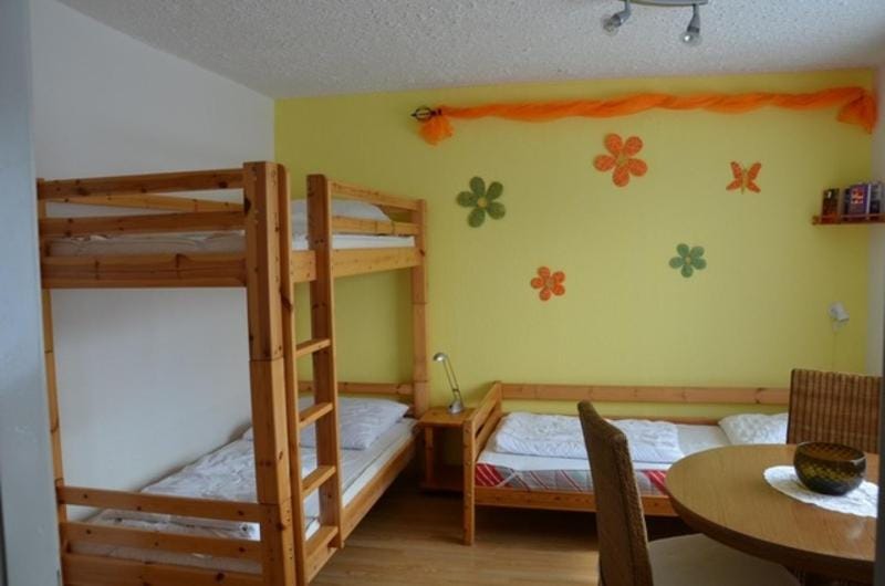 bunk bed