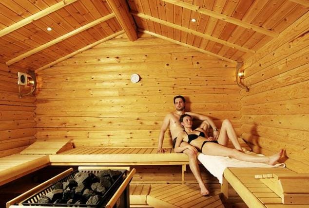 Activities, Billiard, Children play ground, Darts, Game Room, Sauna, Steam room, Spa and wellness centre/facilities, Decorative detail, Swimming pool