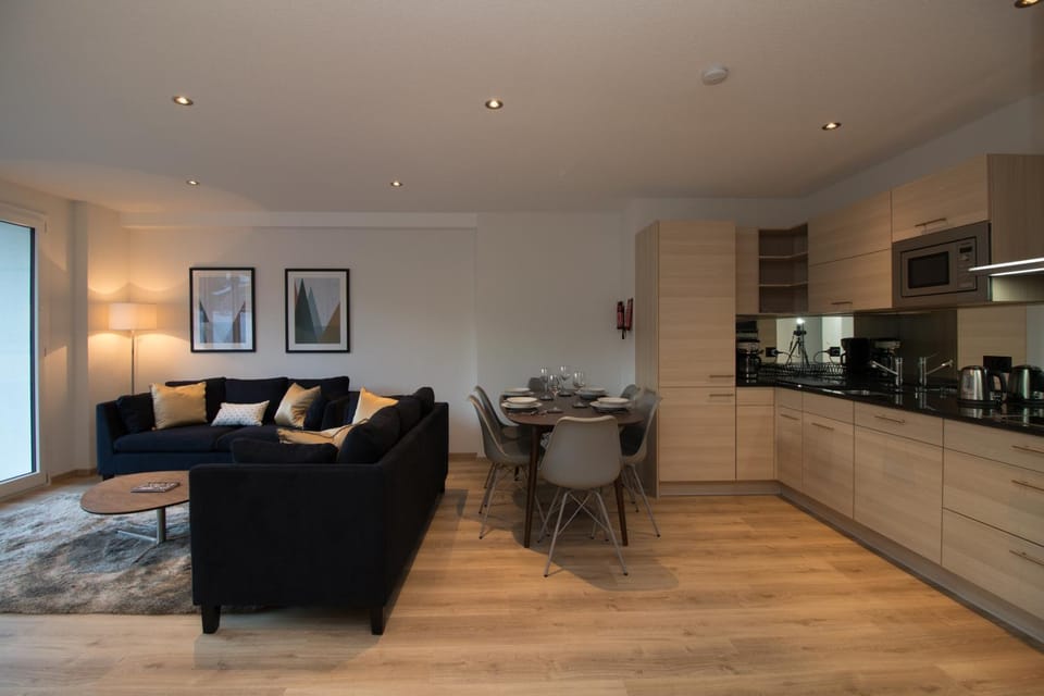 Kitchen or kitchenette, Living room, Dining area