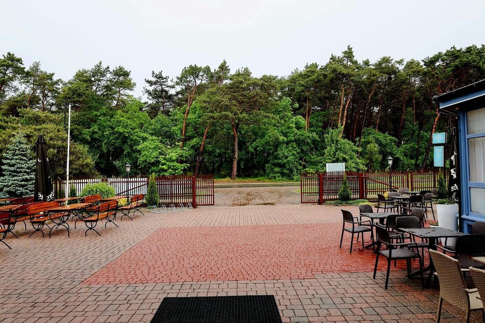 Dworek Bursztynowy Bed and Breakfast in Pomeranian Voivodeship