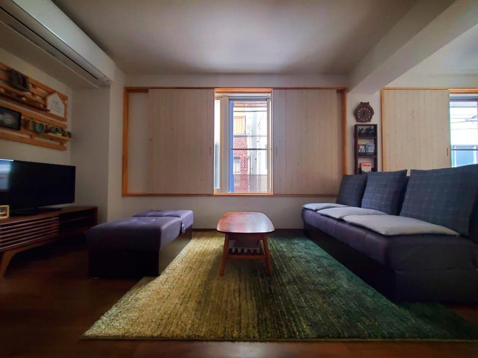 Living room, Seating area, Area and facilities