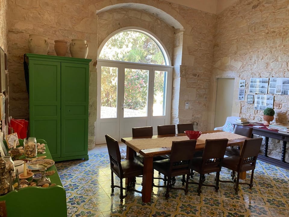 Casale Vignazze - villa in campagna ideale per 8-10 persone a 500 m dalla spiaggia di Punta Secca Villa in Sicily