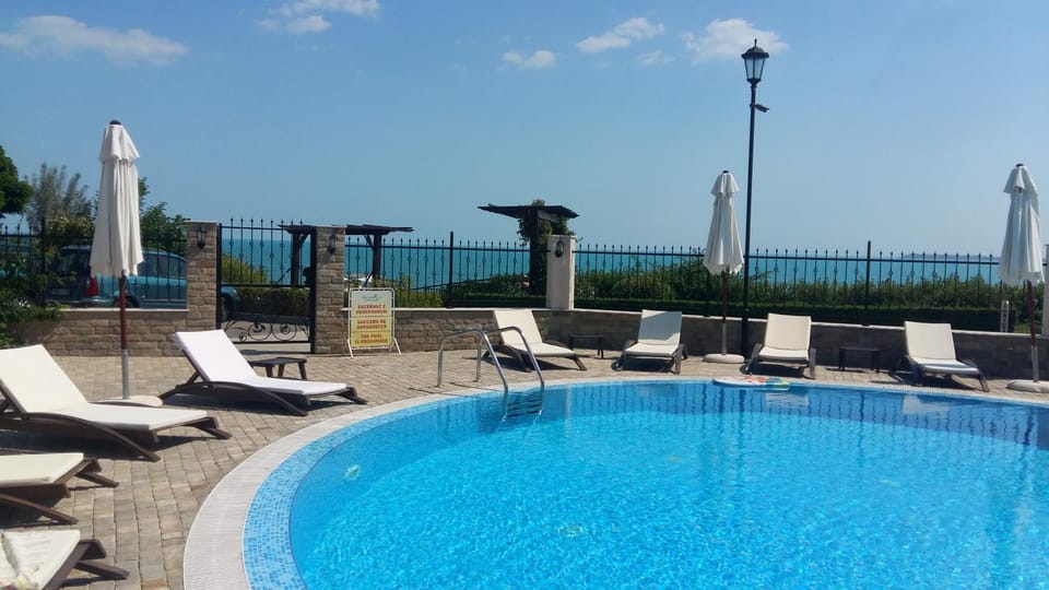 Sea view, Swimming pool