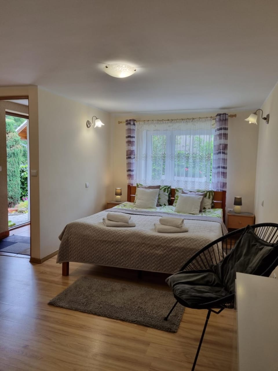 Pokój Kameralny z oddzielnym wejsciem- blisko PKP Apartment in Lower Silesian Voivodeship