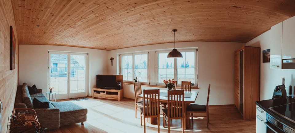 Kitchen or kitchenette, Living room, Dining area