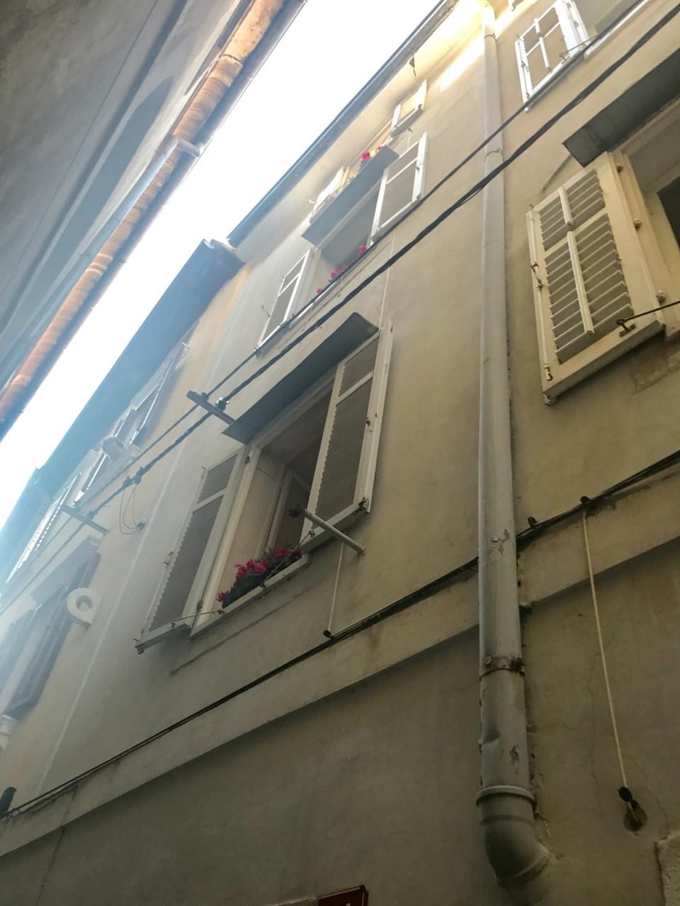 Property building, Facade/entrance