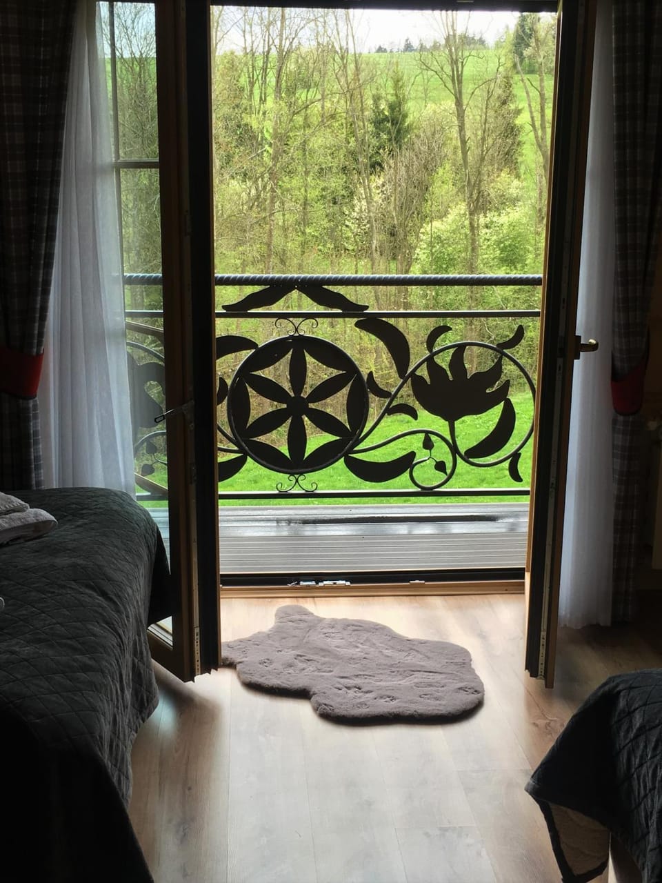 Bedroom, Garden view
