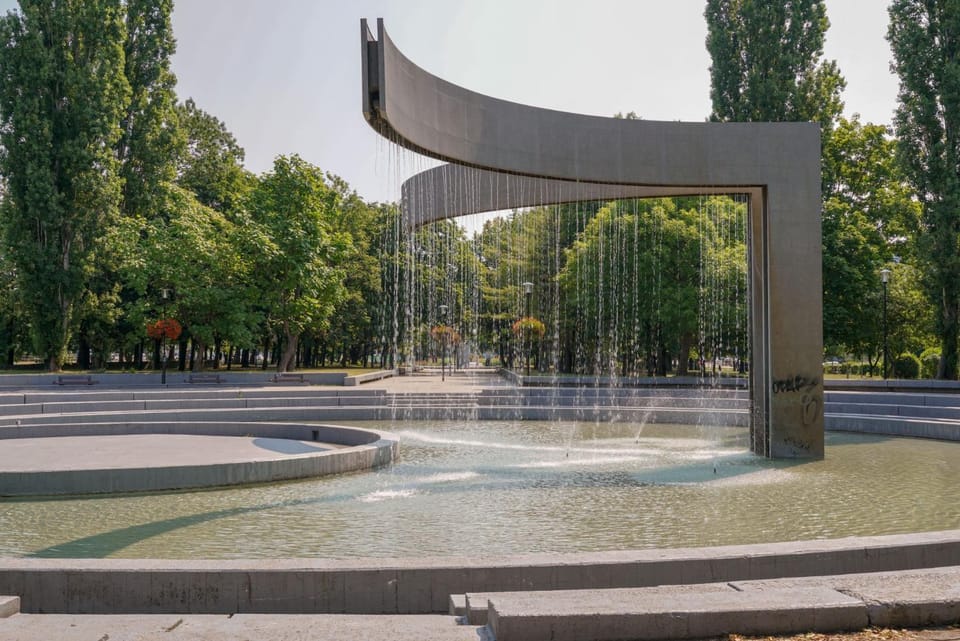 Off site, Neighbourhood, Natural landscape, Activities, Other, Area and facilities
