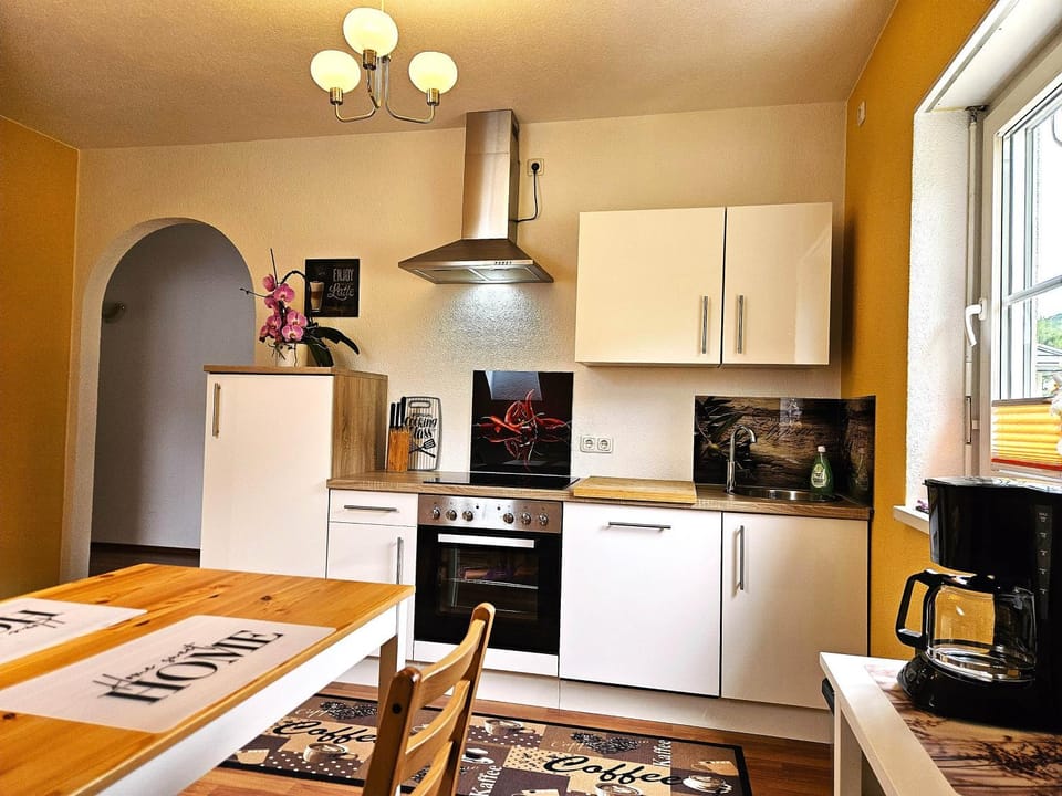 Kitchen or kitchenette, kitchen