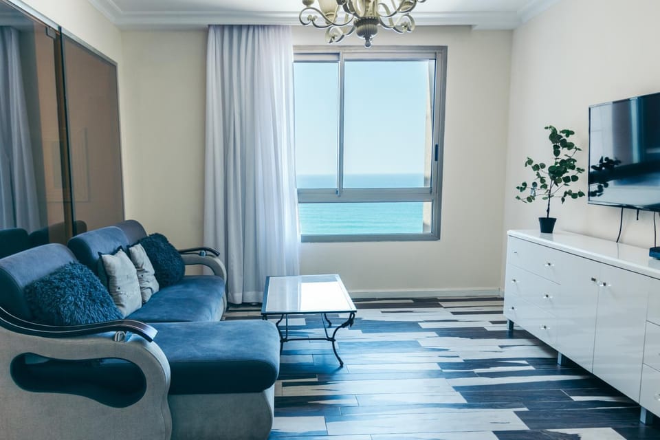 TV and multimedia, Living room, Seating area, Sea view