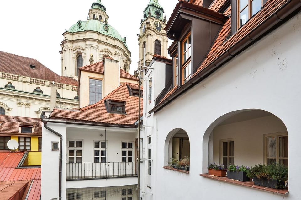Patio, Day, City view