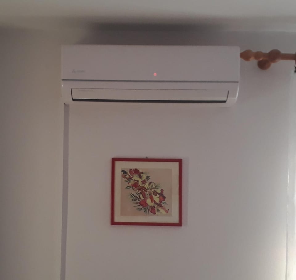 Living room, air conditioner