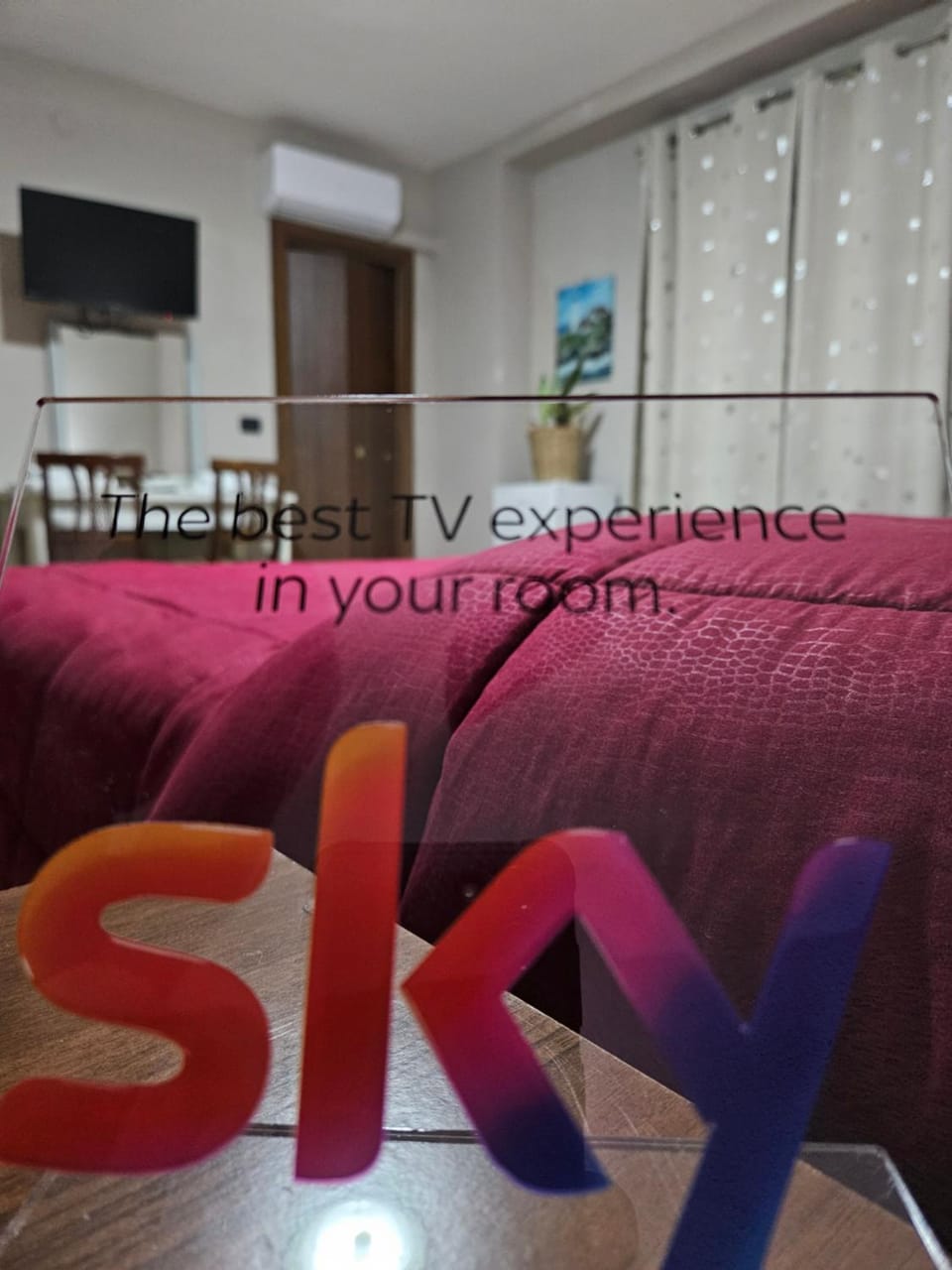 TV and multimedia, Text overlay