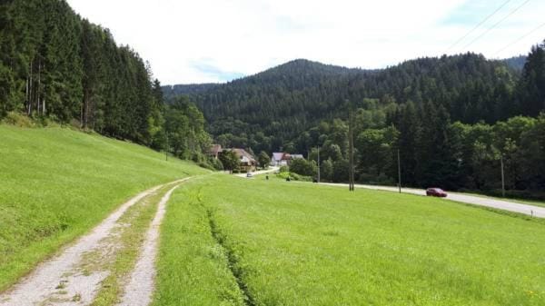 Nearby landmark, Day, Natural landscape, Hiking, Mountain view