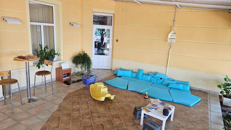 Game Room, Balcony/Terrace