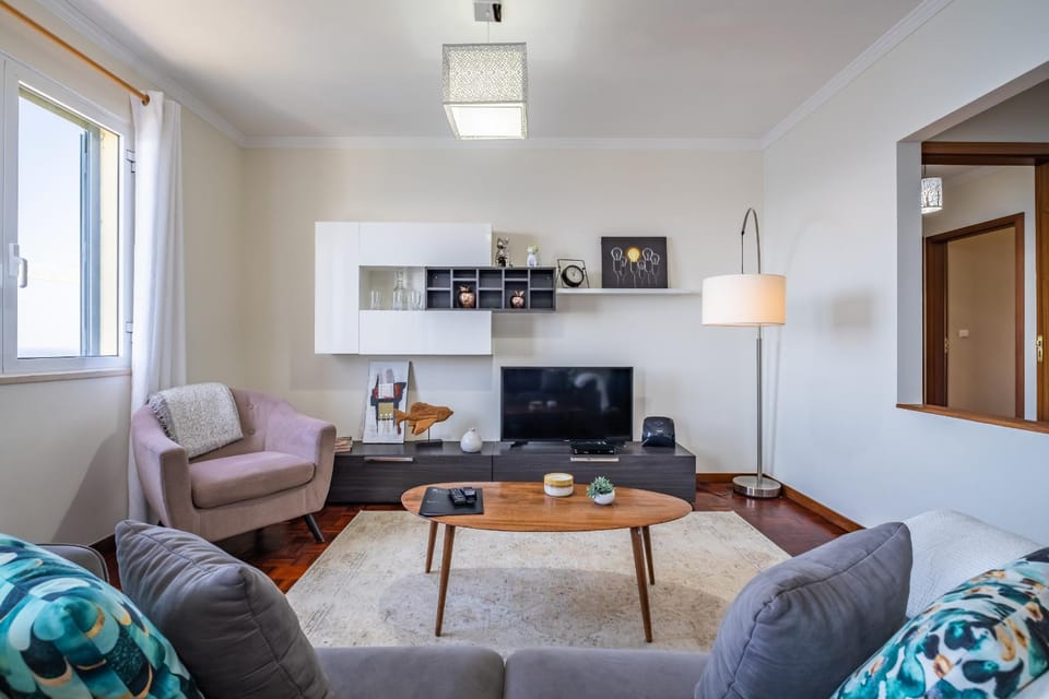 Communal lounge/ TV room, Living room