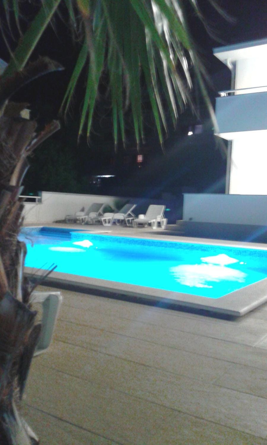 Swimming pool, Swimming pool