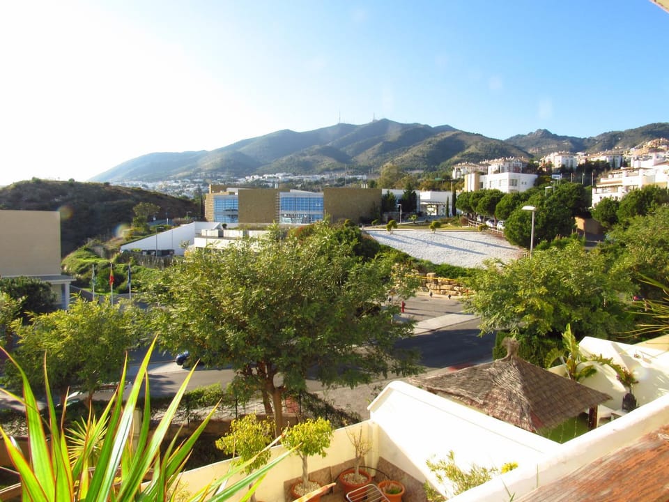 City view, Mountain view