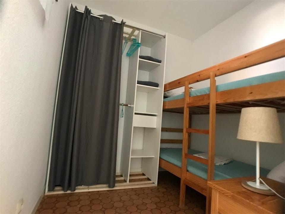 Appartement en bord de mer pour 4 pers., parking privé, proche commerces, plage sans route à traverser - FR-1-81-374 Apartment in Le Barcarès