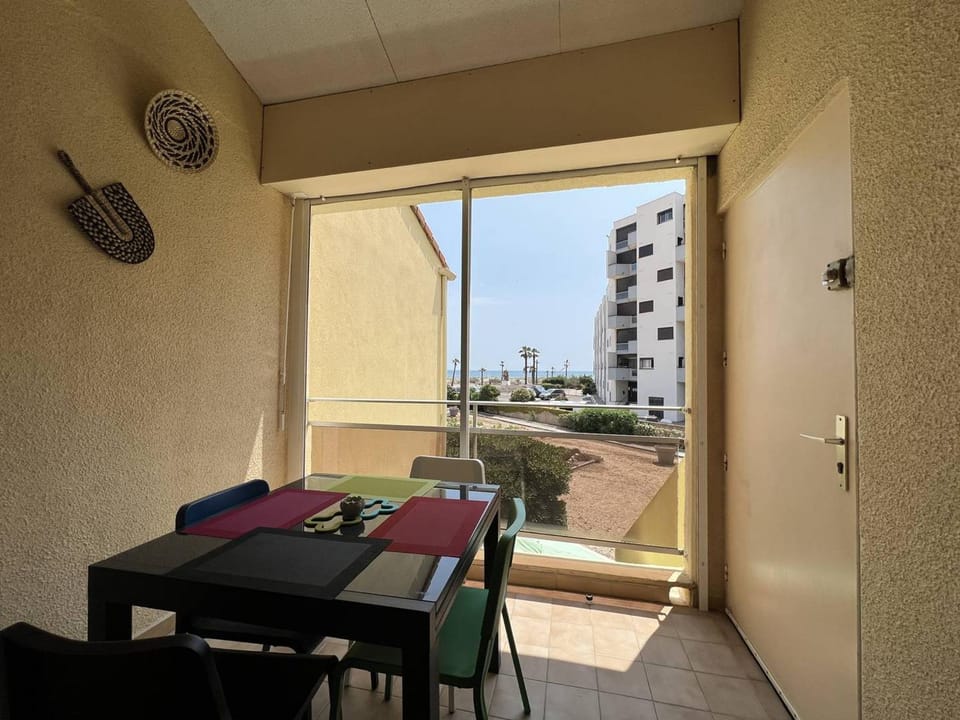T2 Mezzanine 6 pers, Terrasse, Barbecue, Près de la plage - FR-1-81-196 Apartment in Le Barcarès