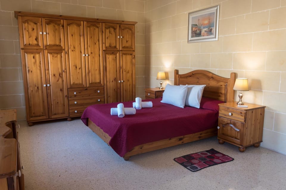 Acomodation House Kavarna Bed and Breakfast in Malta