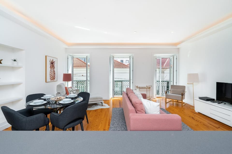 Living room, Seating area, Dining area