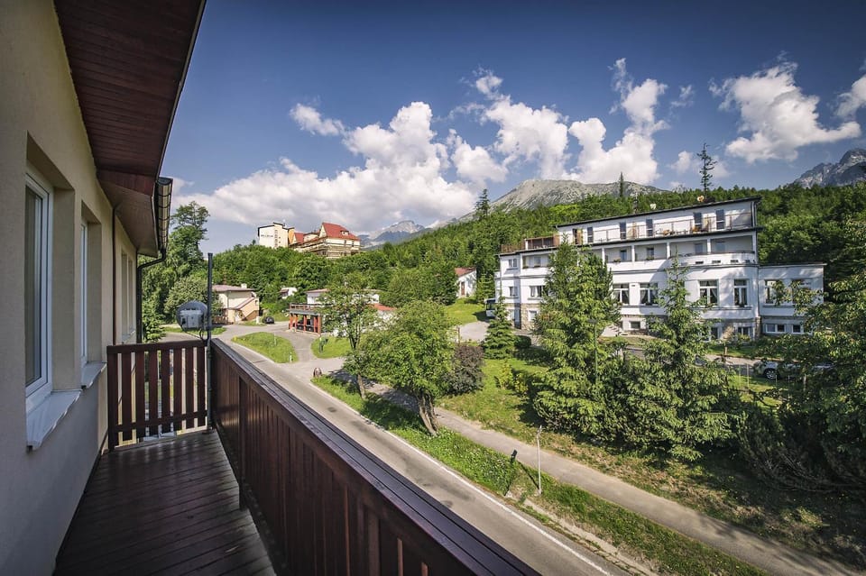 Balcony/Terrace, Balcony/Terrace, Mountain view