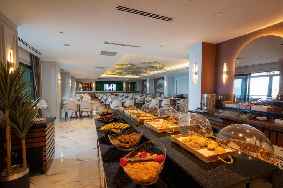 Buffet breakfast