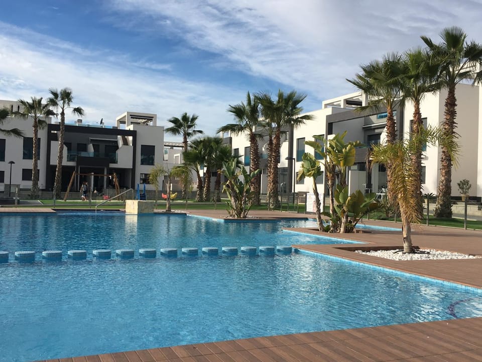 Property building, Swimming pool