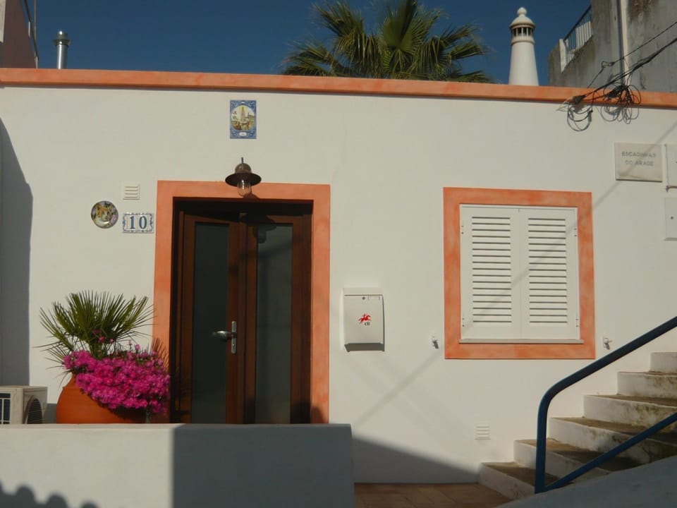Casa do Gato House in Ferragudo