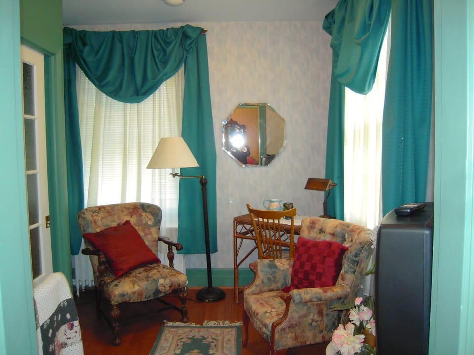 Seating area