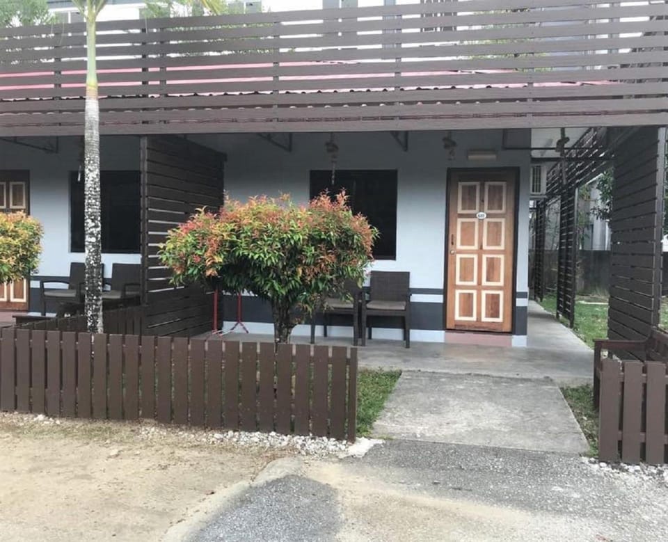 Adina Drive In Motel - Self Service Units Available Hotel in Kedah