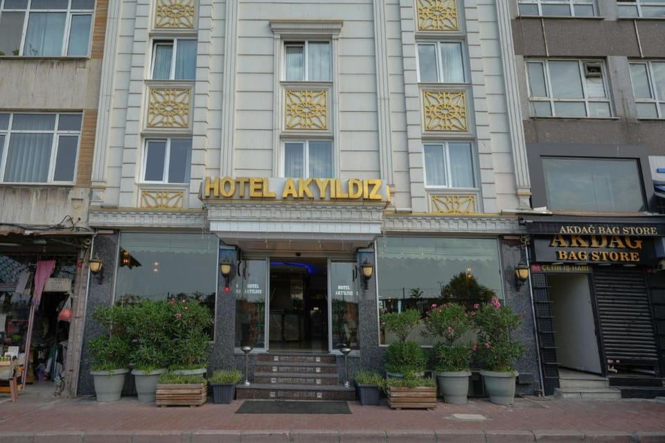 Property building, Facade/entrance, Day