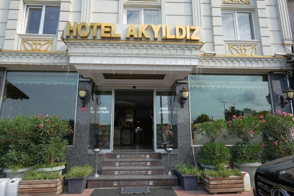 Property building, Facade/entrance, Day